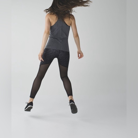 🍋Lululemon Running In The City 7/8 Tight *Full-On Luxtreme - Picture 10 of 14